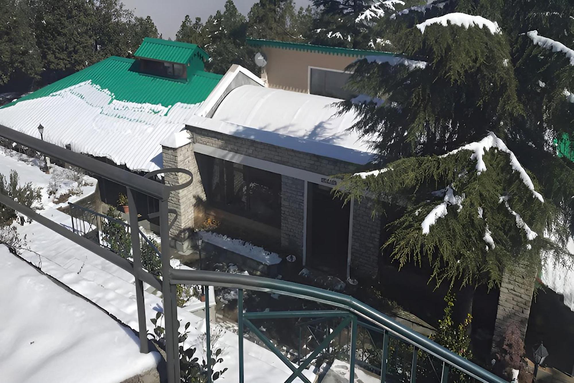 Blusalzz Escapade Anant Rasa Resort - Ranikhet Shitlakhet Exterior photo